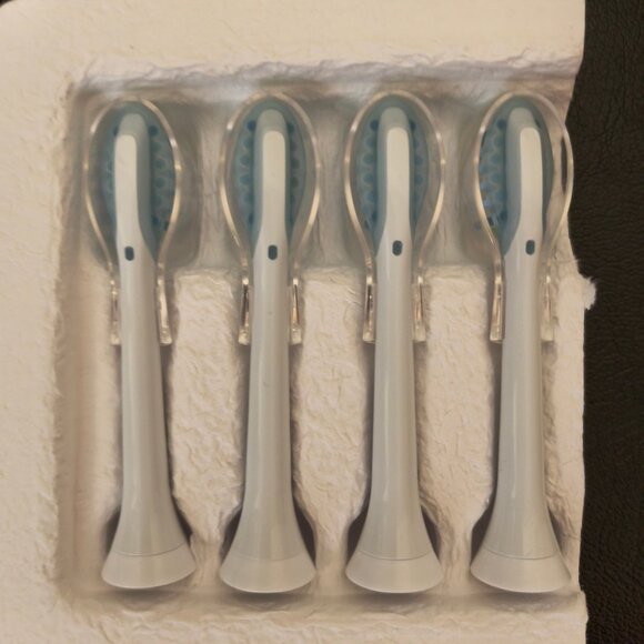 New! Philips Sonicare C3 Premium clean Control 4 Brush Heads Fast S/H value buy! - Picture 10 of 11